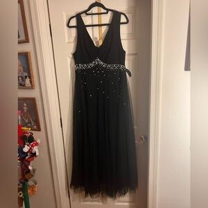 NWOT formal dress with pearl detail. US size 14 (1XL)